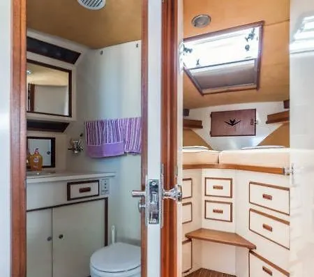 Botel Tj Di Jetset